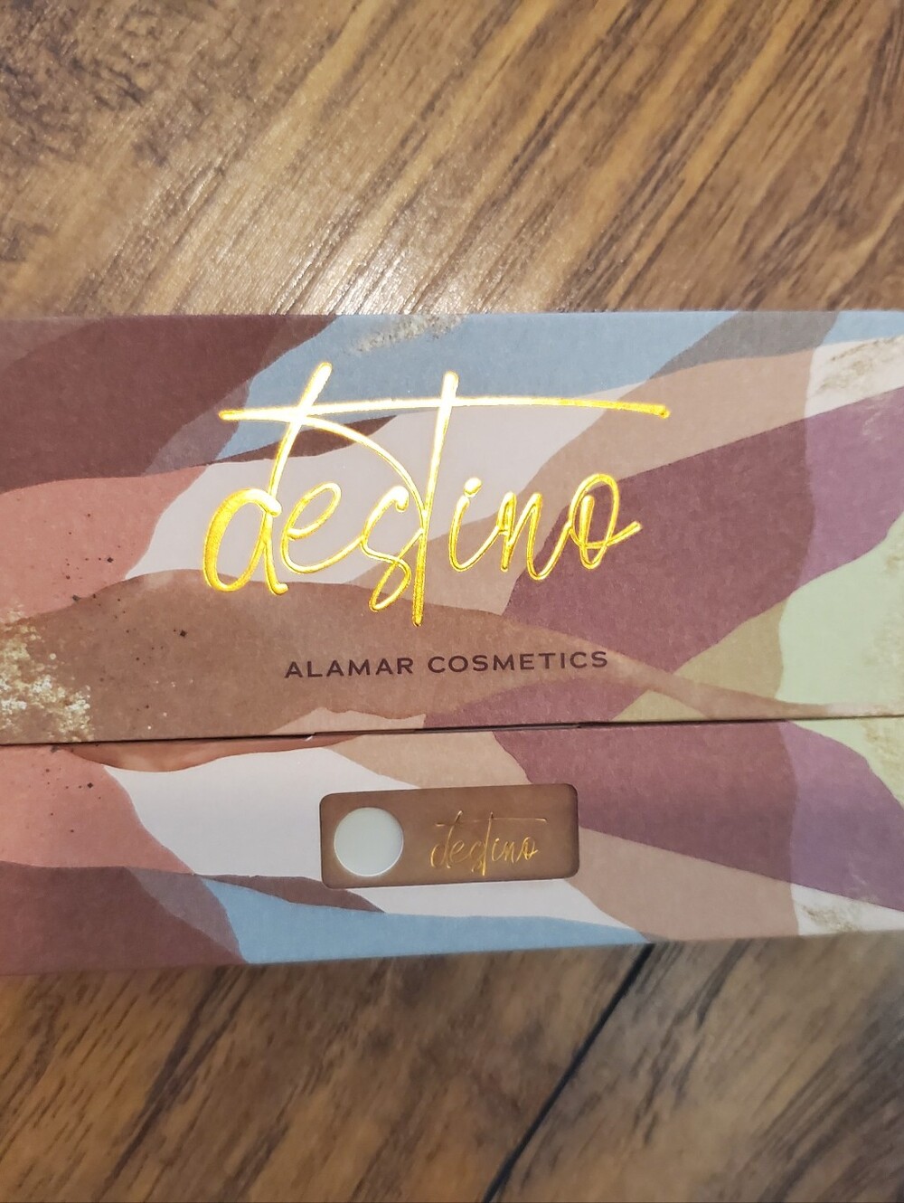 Alamar Cosmetics Destino 10 Pan Eyeshadow Palette New - Picture 2 of 4